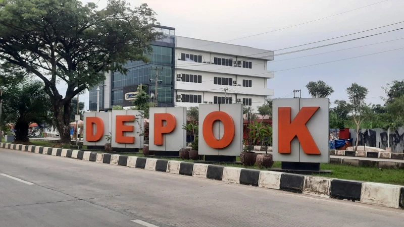 Depok Viral Karena Apa Aja? Ternyata Ada Pabrik Maklon yang Bisa Bantu Kamu Punya Brand Sendiri!